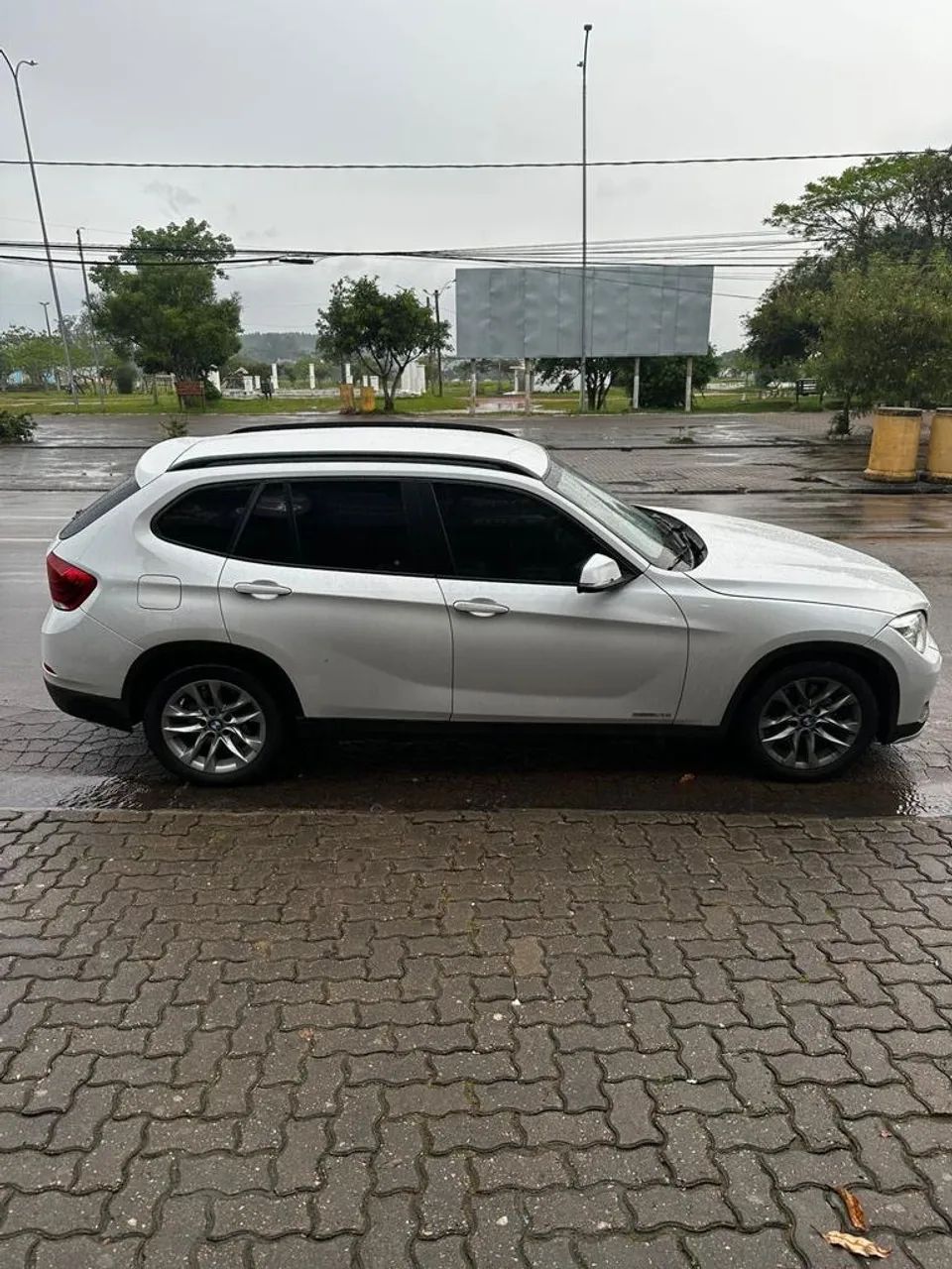 BMW x1 blindada 