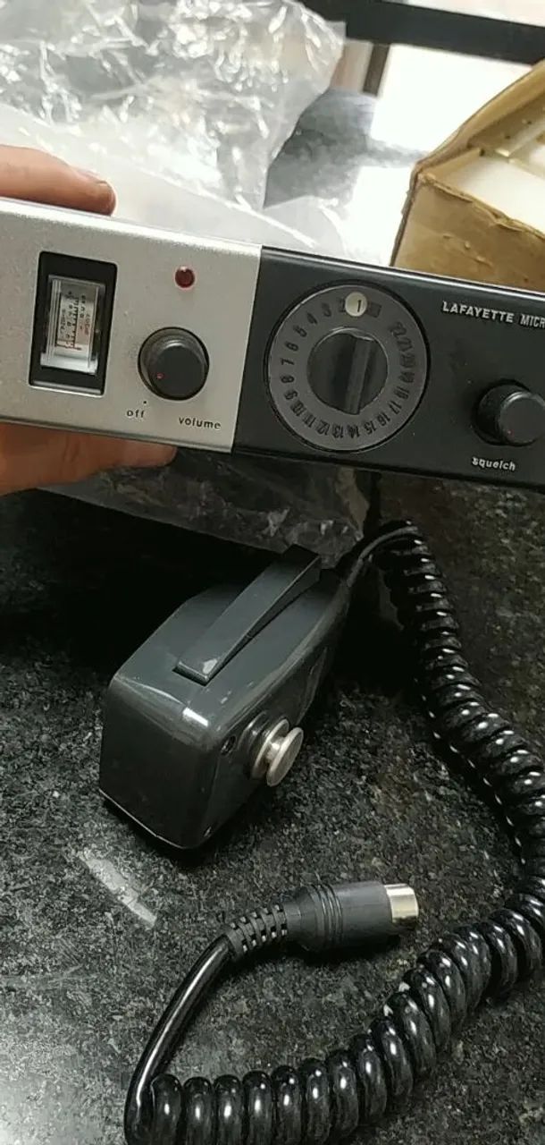 Rádio Transmissor Lafayette Microfone CB - Foto 6