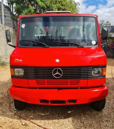 Mercedes-Benz 710 2012 Carroceria 