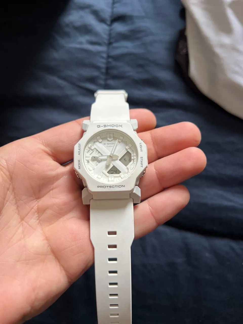 Relógio Casio G-shock Branco Ga-2300-7adr - Acessórios