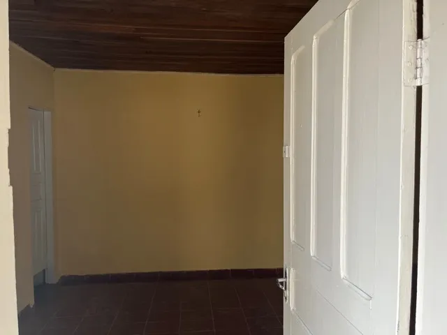 ALUGA-SE QUITINETE NO BAIRRO HABITASA