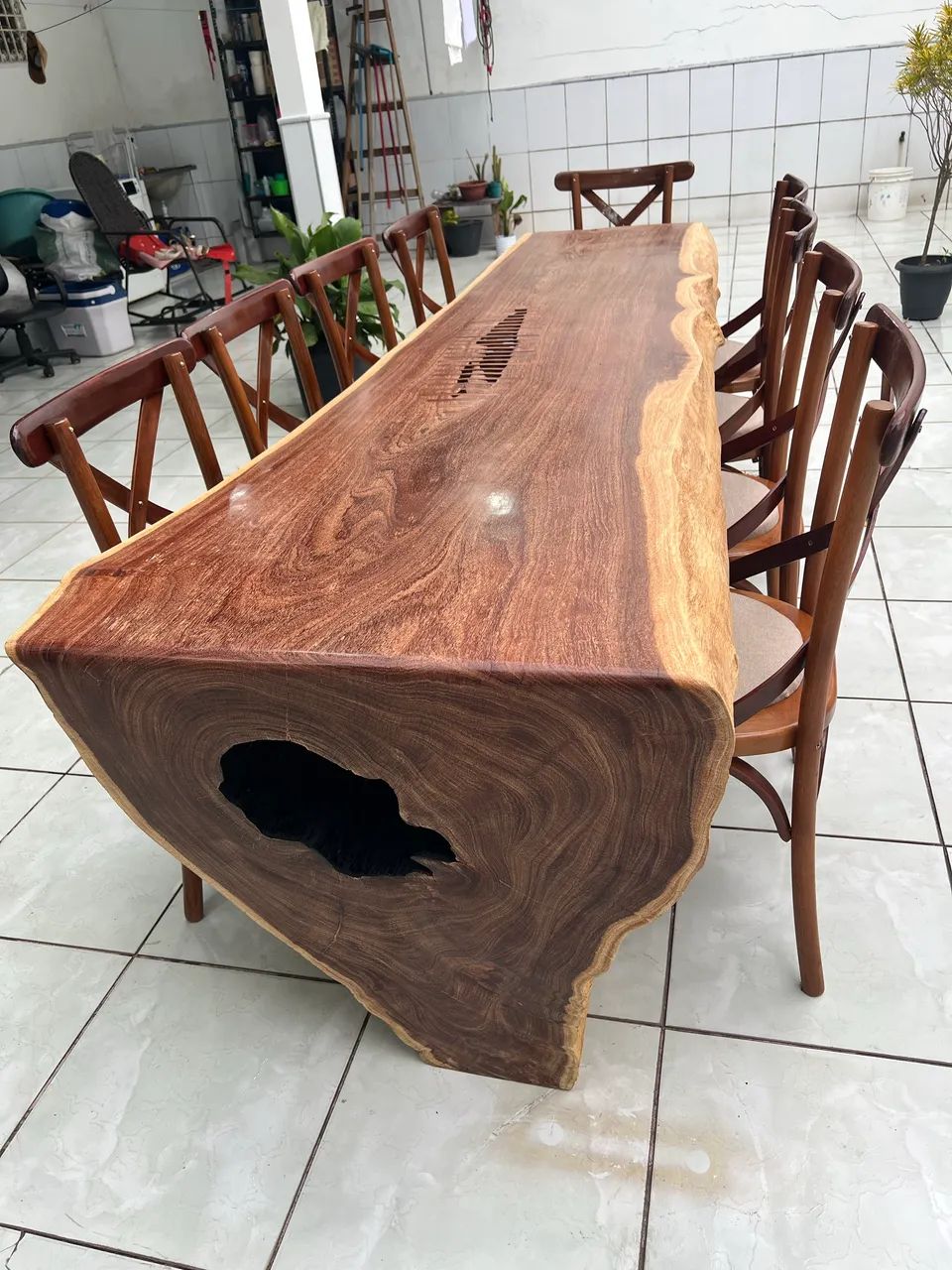 Mesa cascata rústica 