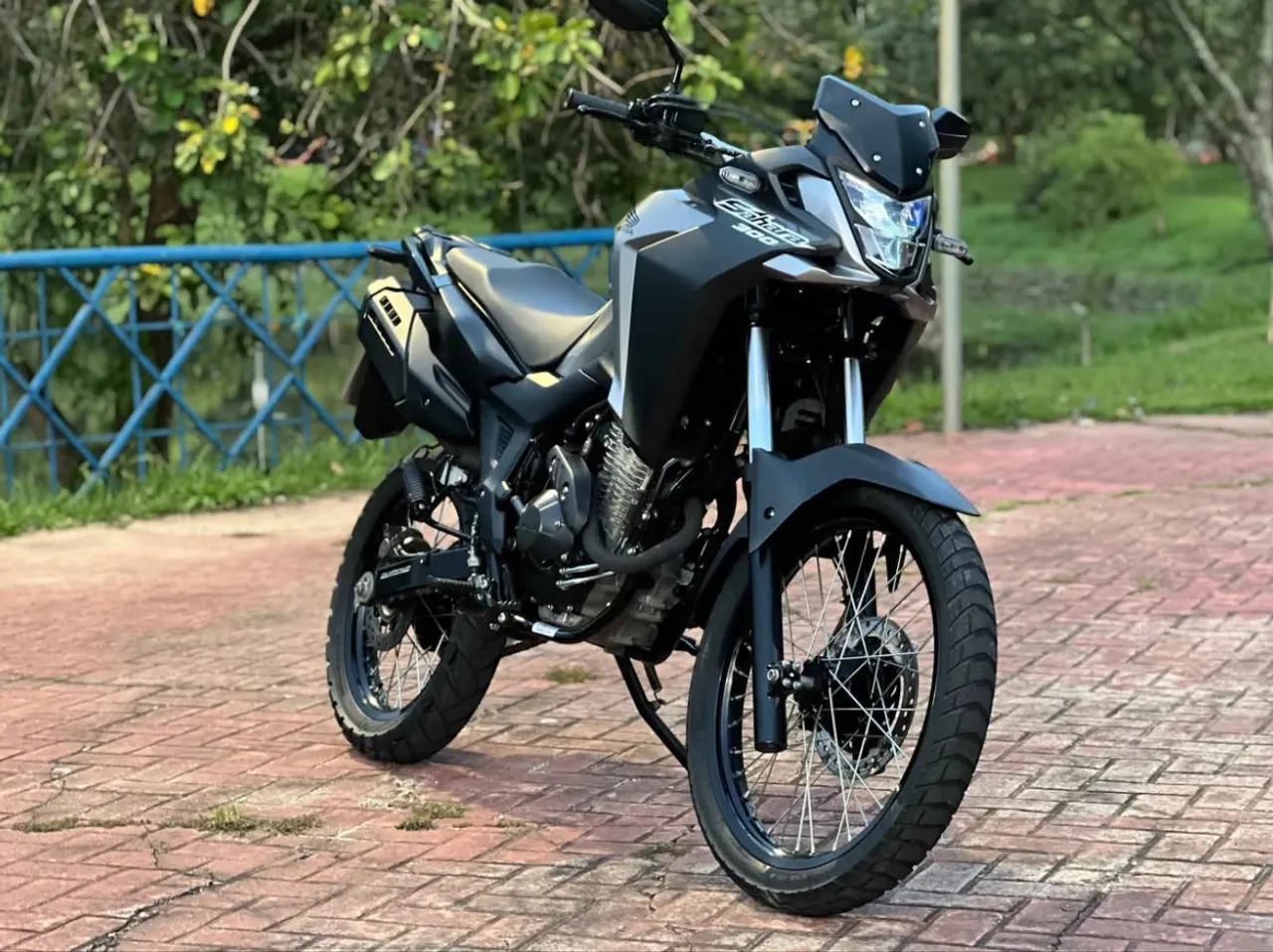 Honda Sahara 300 ano 2024 a mais zera 