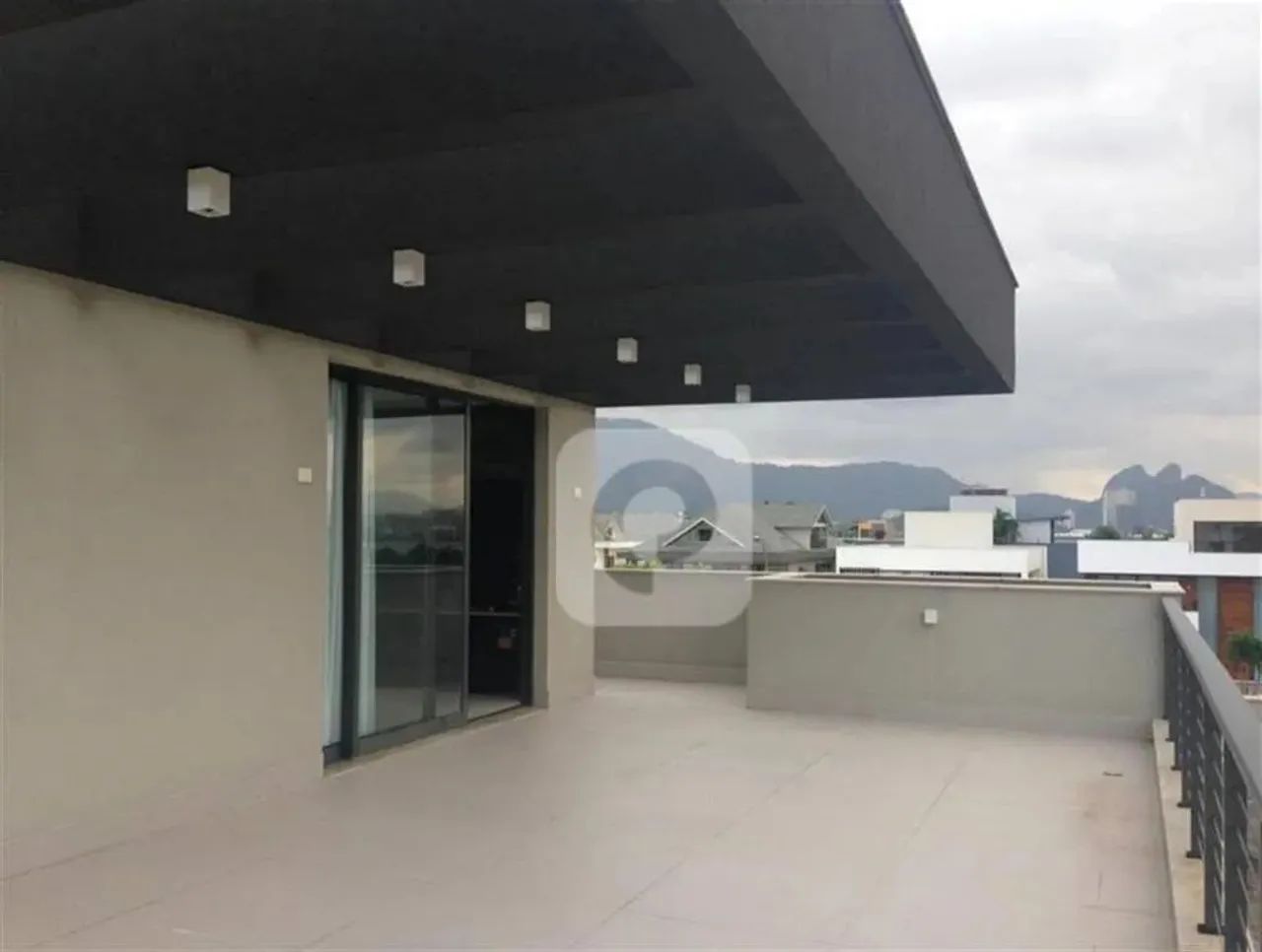 VENDO CASA DE ALTO PADRÃO CONDOMÍNIO ALPHAVILLE NA BARRA DA TIJUCA - Foto 5