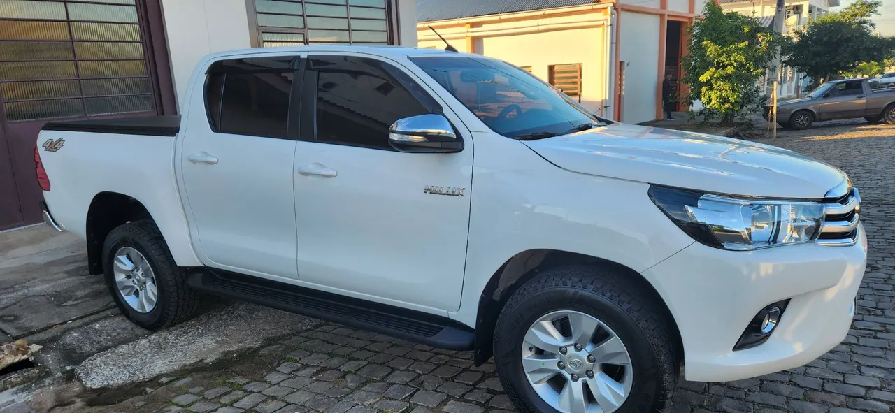 Hilux SRV 2017 único dono