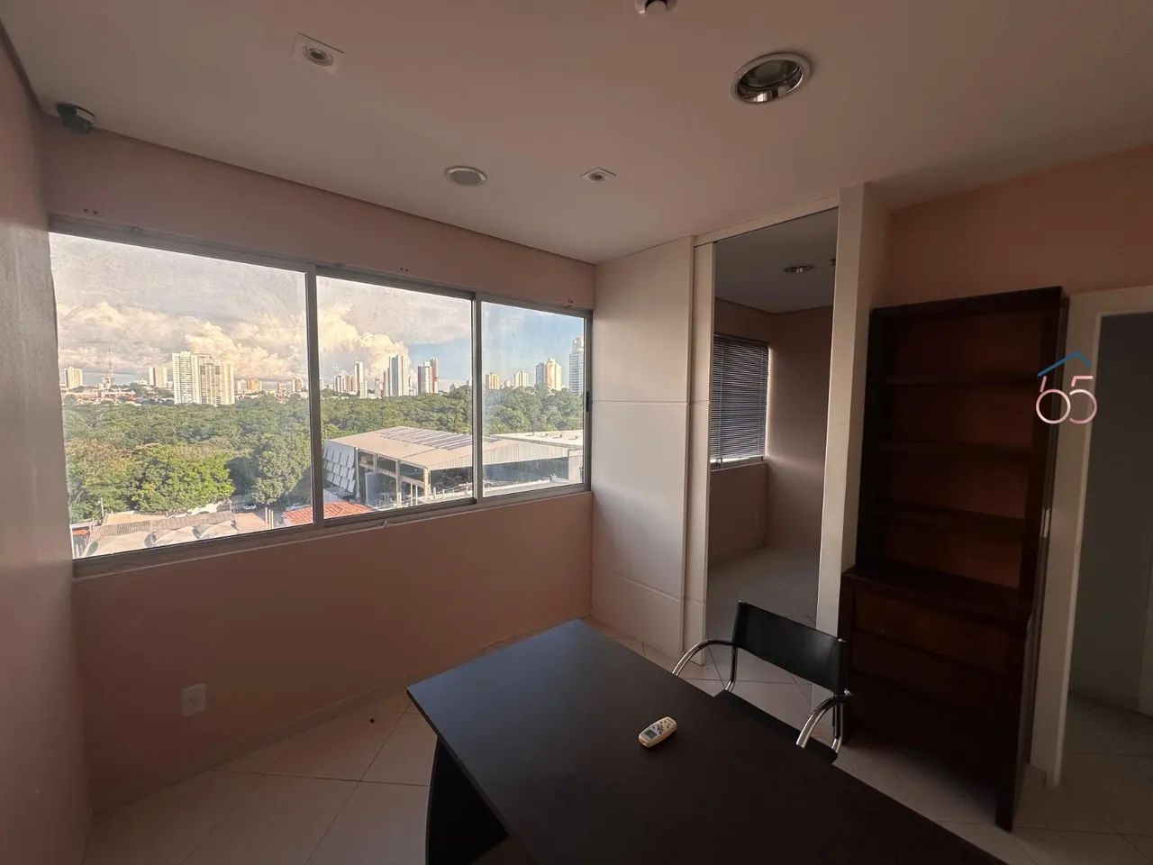 Imóvel para aluguel possui 55 metros quadrados com 1 quarto em Ribeirão da Ponte - Cuiabá  - Foto 2