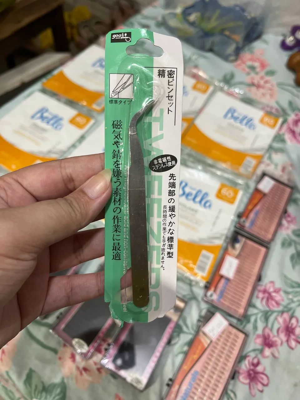 Kit Cílios profissional fio a fio com 9 caixas e pinça - Foto 4