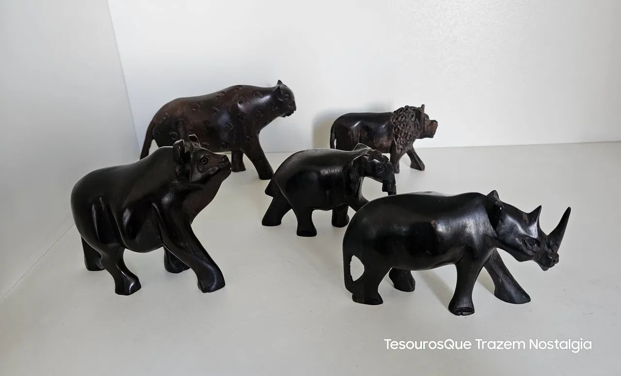 5 Esculturas de Maderia Feitos a Mão Africanas