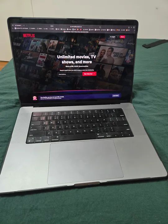 Macbook Pro 16" ,  64Gb mem, 2 Tera SSD,  com Garantia Apple Care valida