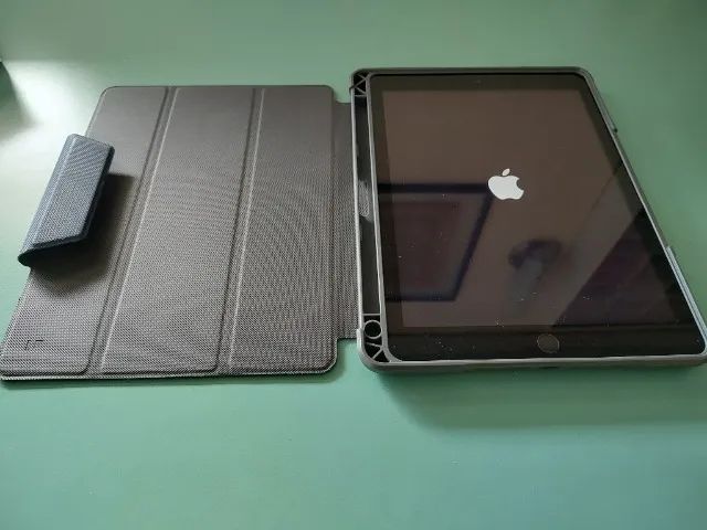 iPad Apple Modelo A1822 128gb 5a geração  - Foto 4