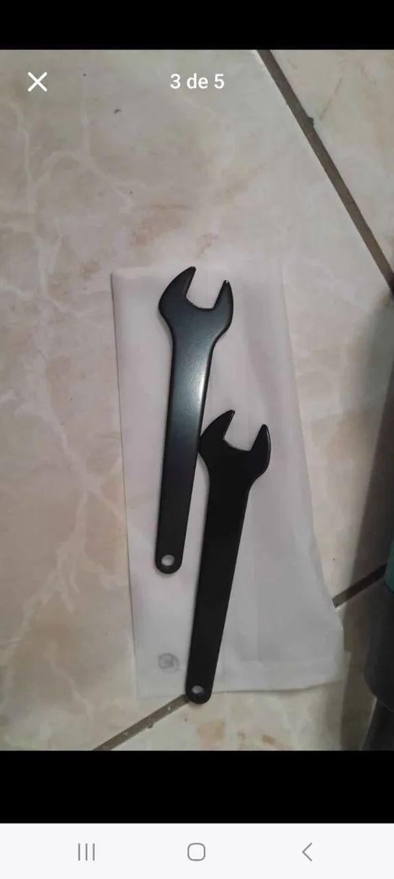 Esmerilhadeira Angular Makita M9100B 127V - Foto 3