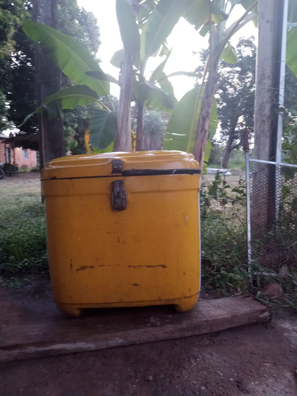 Caixa baú dos correios 90 litros