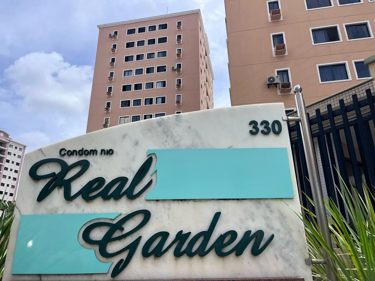 Real Garden (PORTEIRA FECHADA)