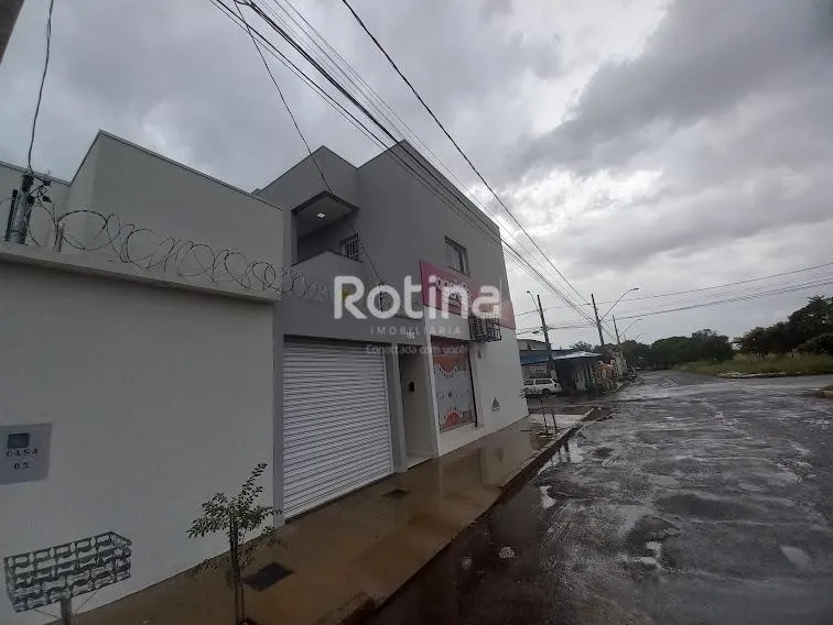 Apartamento para alugar, 2 quartos, Santa Rosa - Uberlândia/MG - Rotina Imobiliária