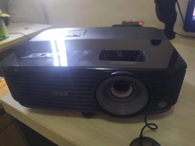 Projetor Acer 3.600 Lumens alta definição