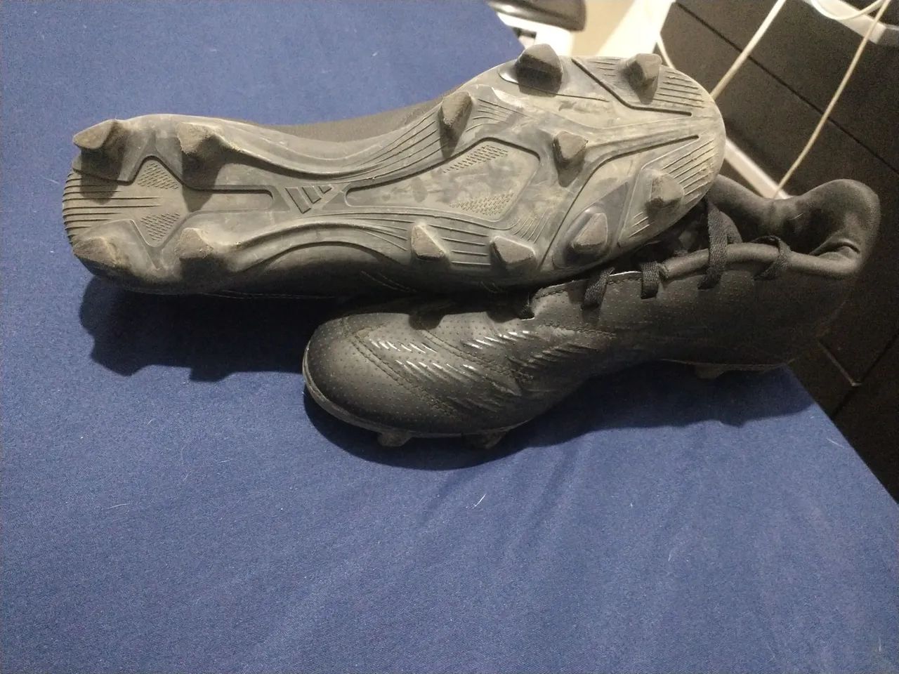 Chuteira Predator de campo da Adidas - Preto - Foto 2