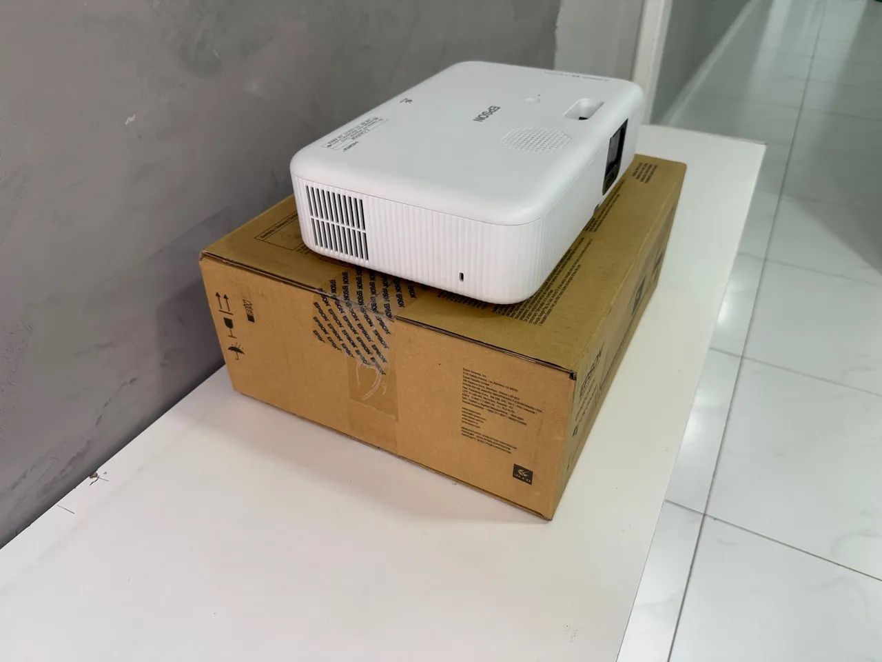 Projetor Epson CO-FH02 com Android TV - Foto 3
