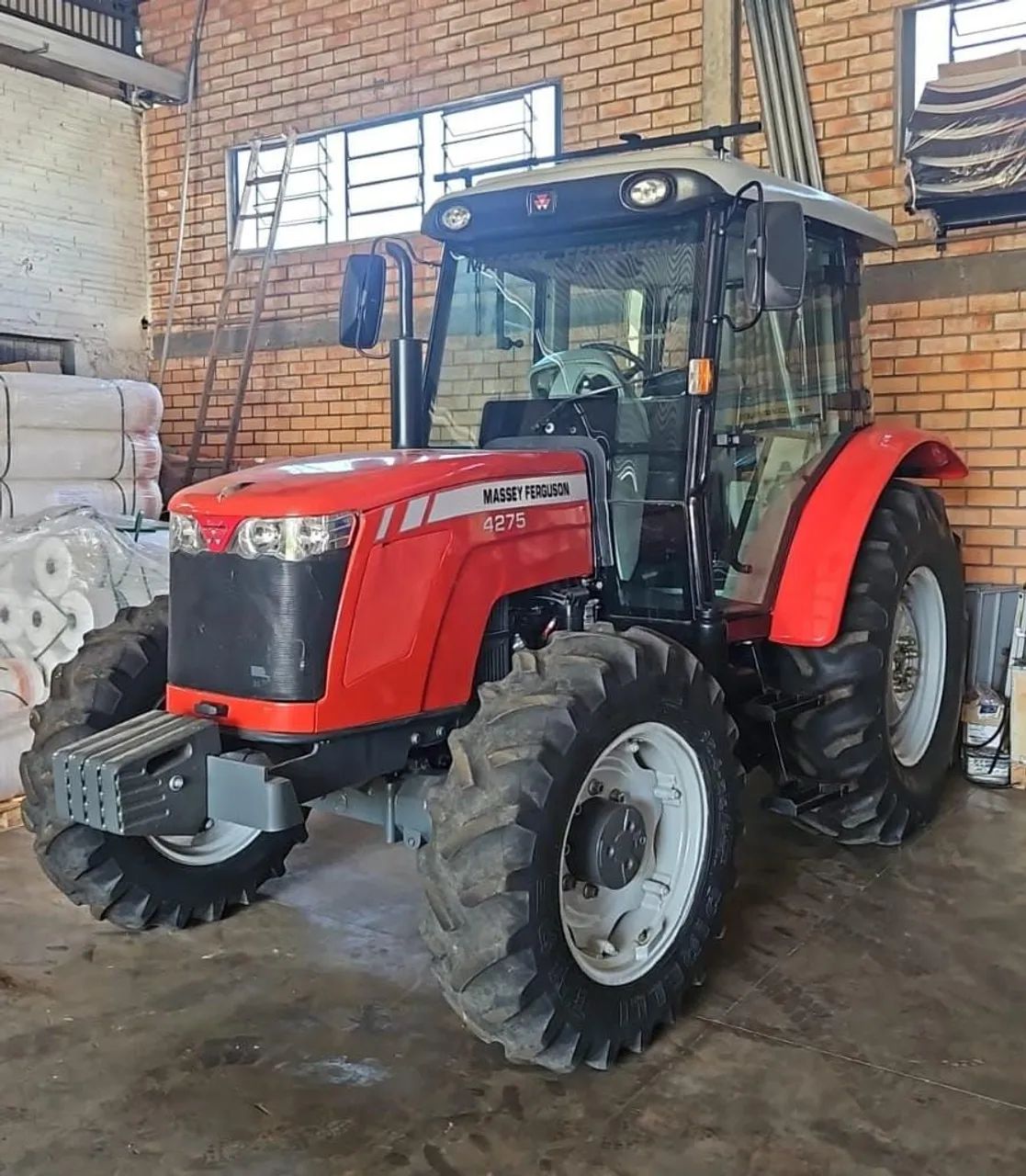 Trator agrícola massey Ferguson mod.4275