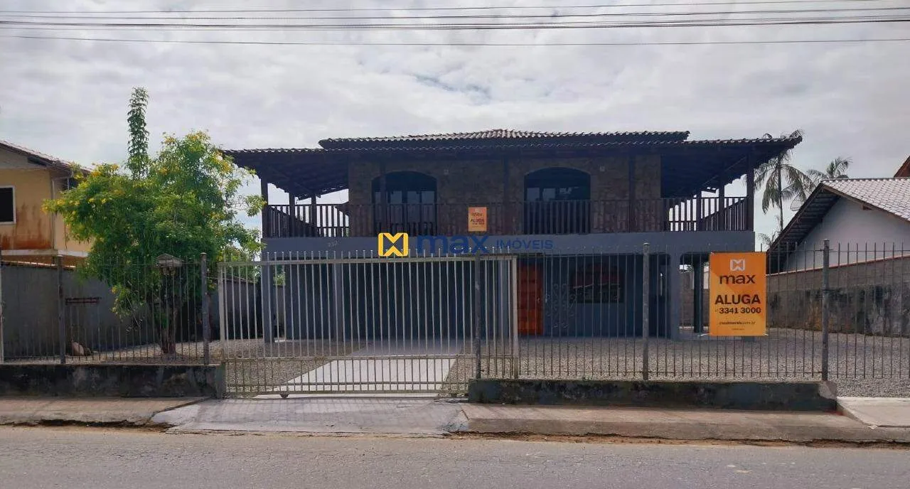 Apartamento com 2 quartos. Bairro: Santa Regina, Itajaí
