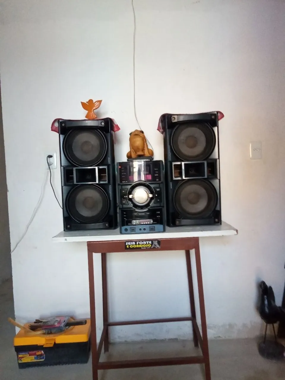 Mini System Sony com 2 caixas de som