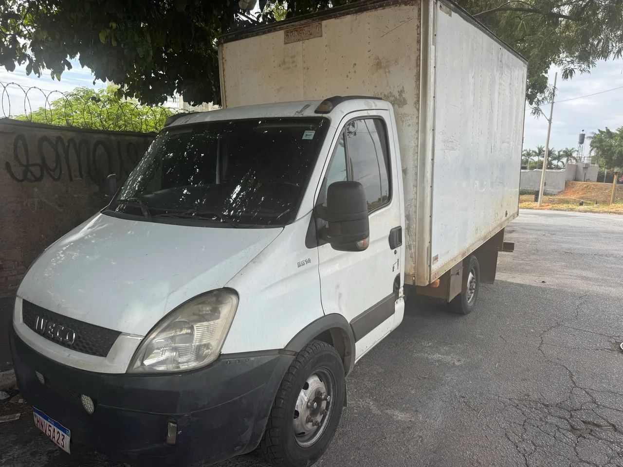 IVECO 35s14 BAÚ 2012/2013