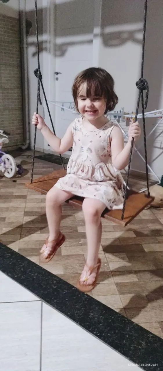 Balanço de madeira maciça  - Foto 2