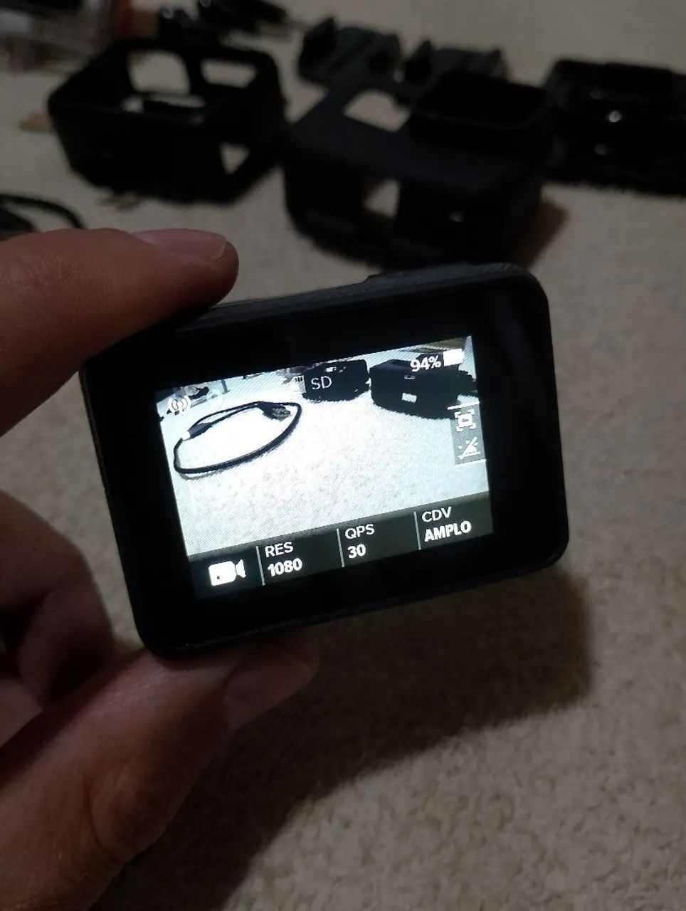 Gopro Hero 5 Black with Accessories in Excellent Condition + 64 GB SanDisk Memory Card64318752494465122