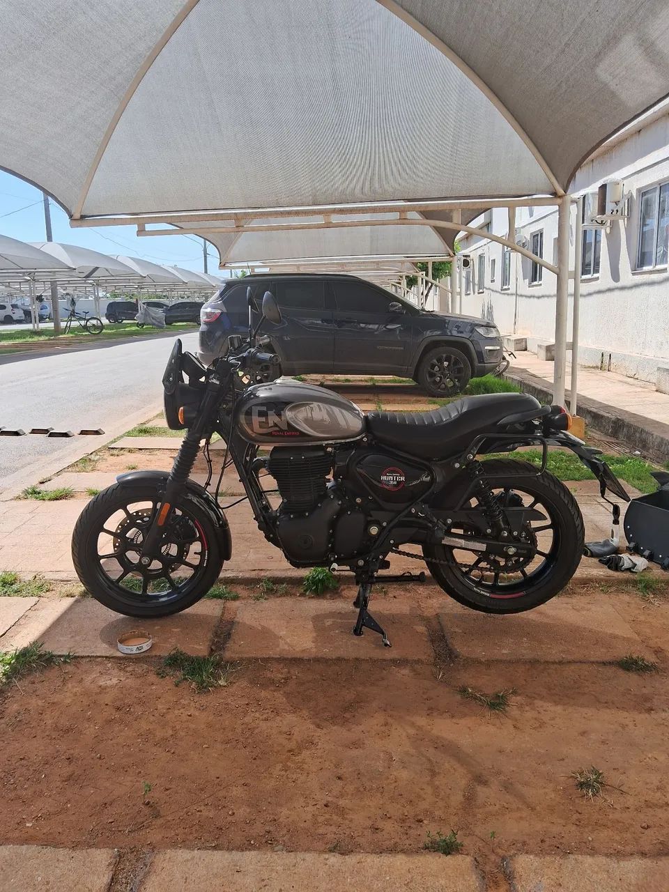 Hunter 350 em ótimo estado!