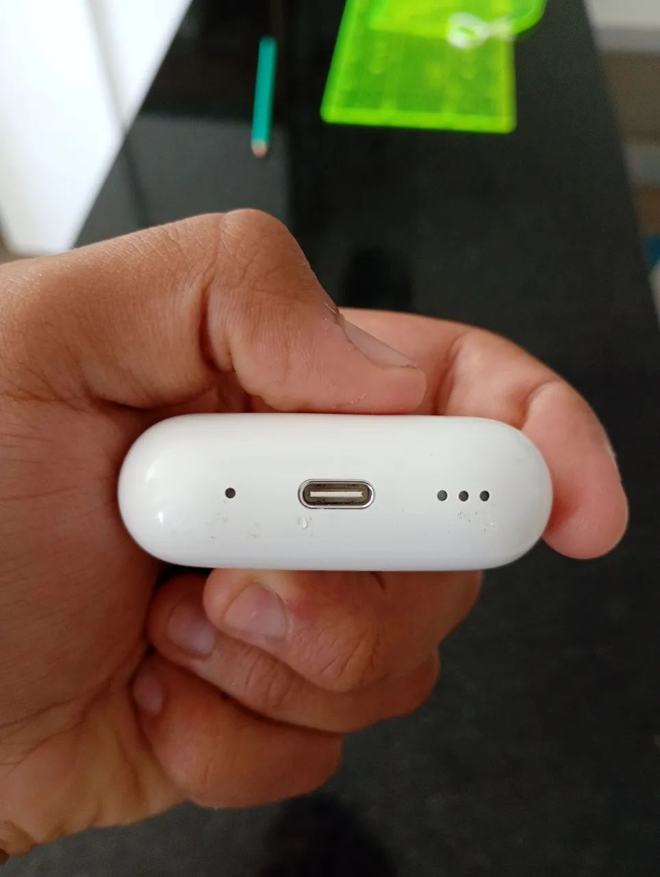 AirPods Pro (2ª geração) com estojo Lightning/MagSafe - Fones de