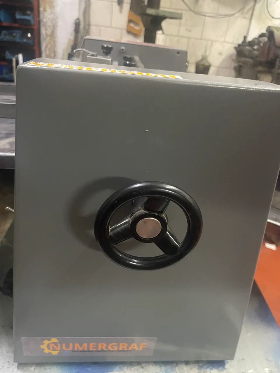 Micro Serrilhadeira numergraf 40 reformada  - Foto 4