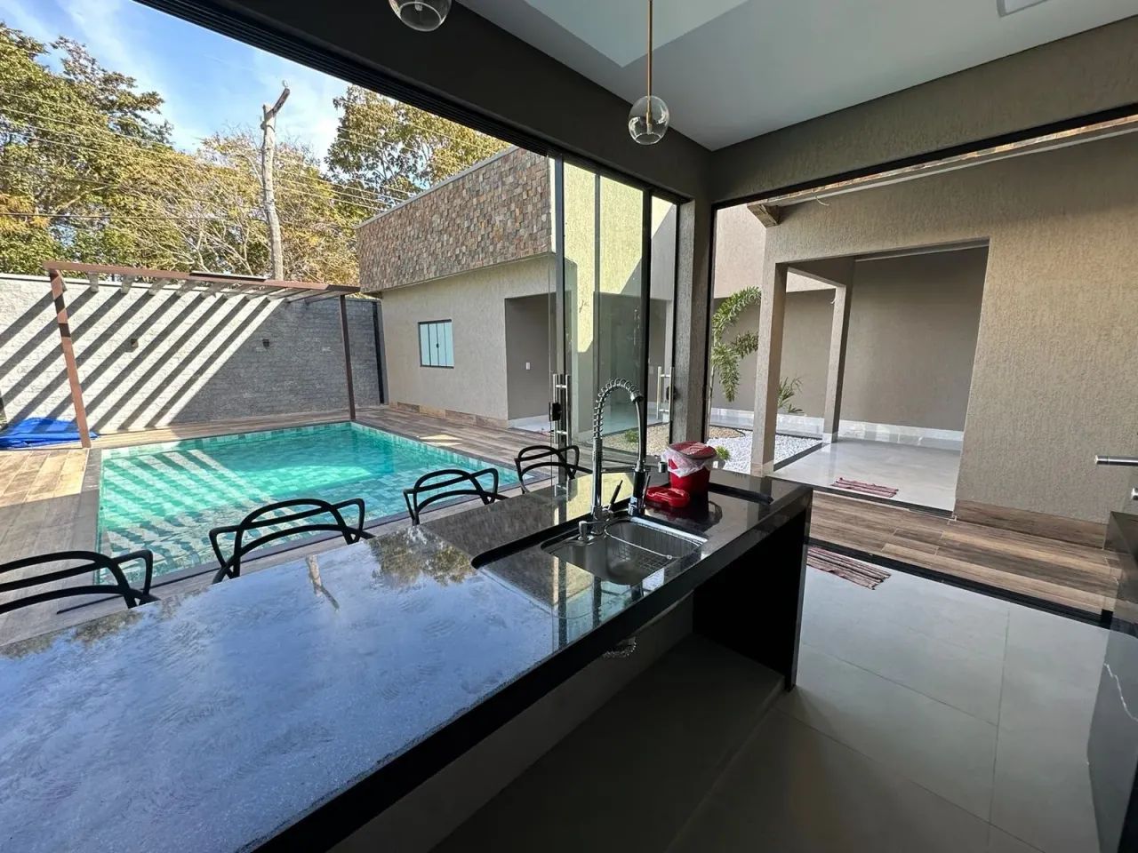 CASA EM ARUANÃ-GO / 06 SUÍTES - PRÓXIMO AO SESI - Foto 5