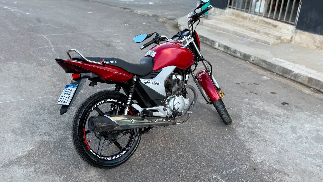 Titan 150  - Foto 5