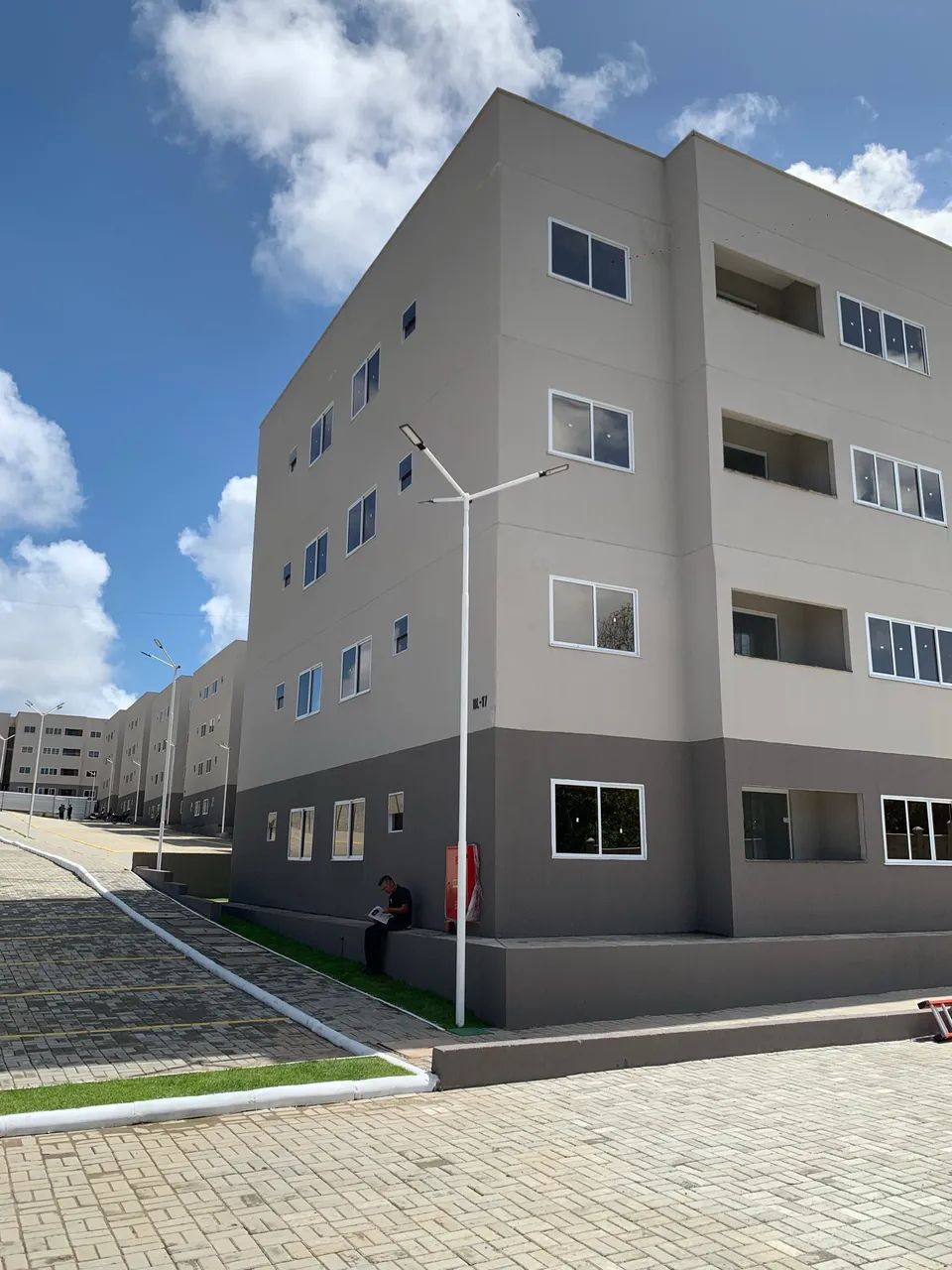 Alugo apartamento 2 quartos - Foto 2