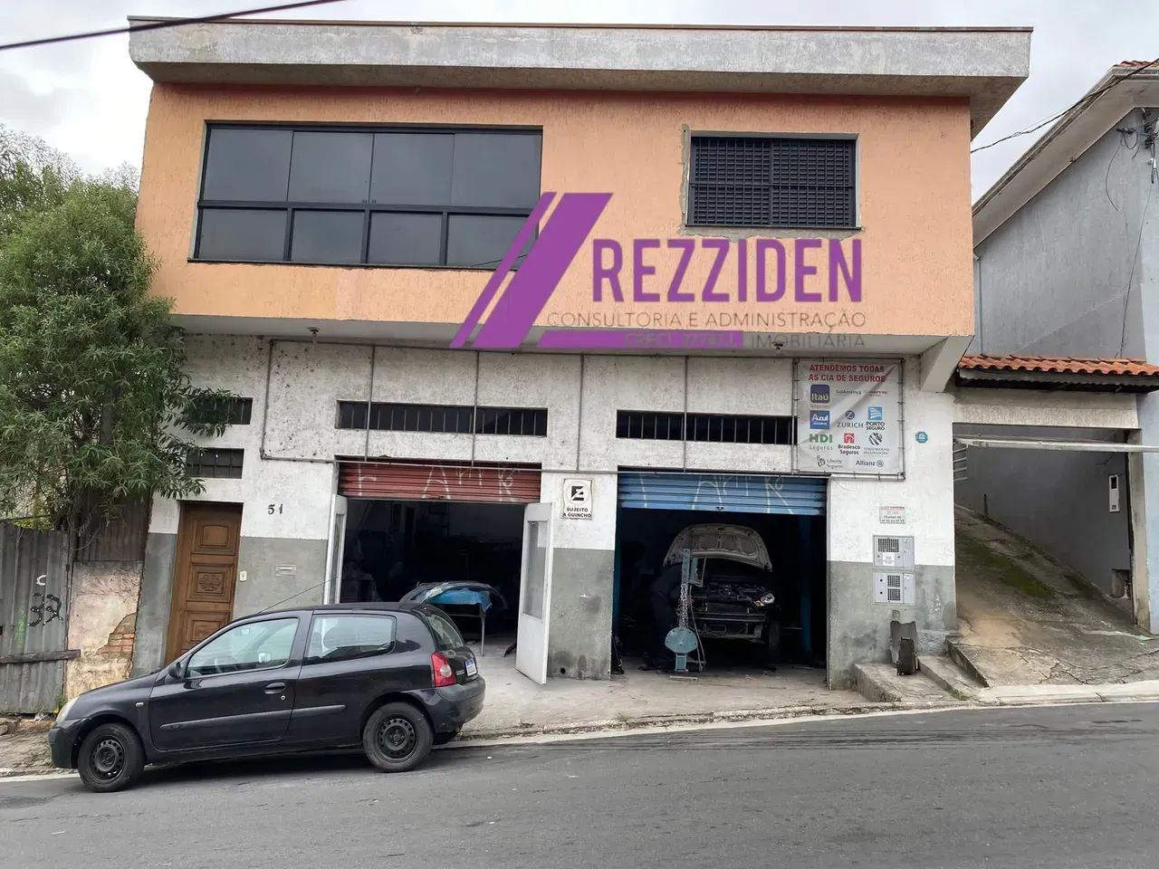 Imóvel para venda possui 300 m² com 4 quartos
