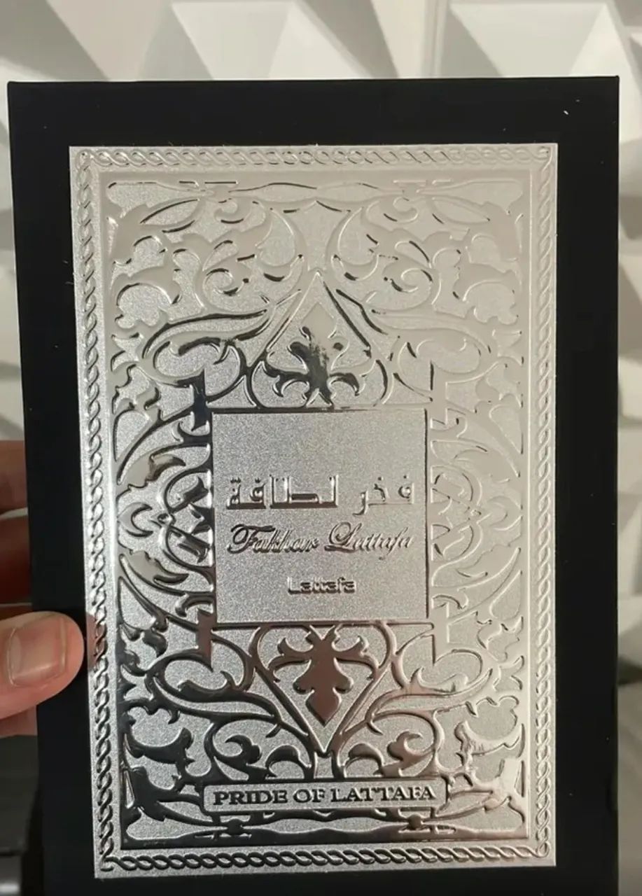 Perfume Lattafa Fakhar Black - 100ml - Foto 4