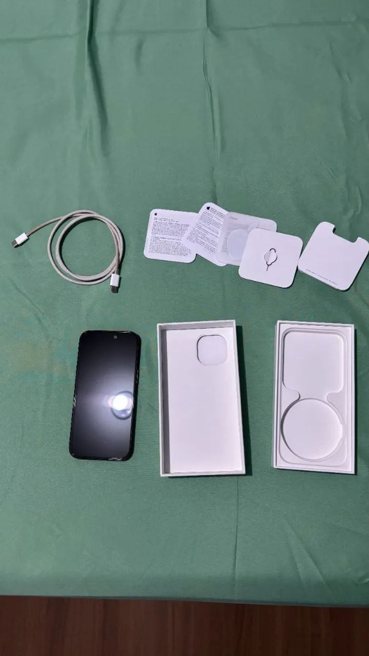 iPhone 15