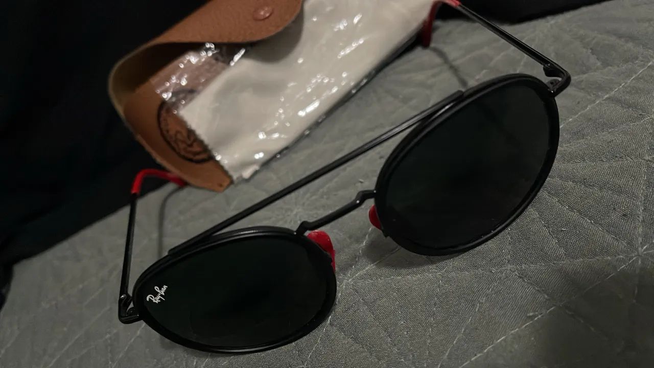 Óculos de sol Ray-Ban Round Scuderia Ferrari Collection