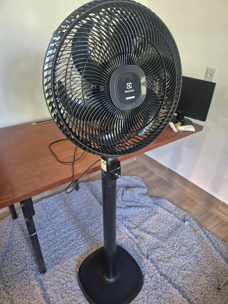 Ventilador de coluna Electrolux 