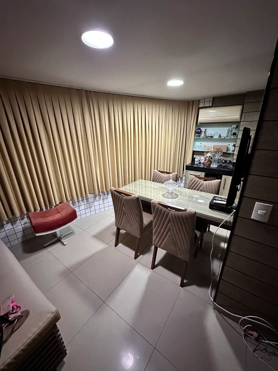 APARTAMENTO MOBILIADO PARA ALUGAR - EDIFÍCIO SILENUS | MEIRELES