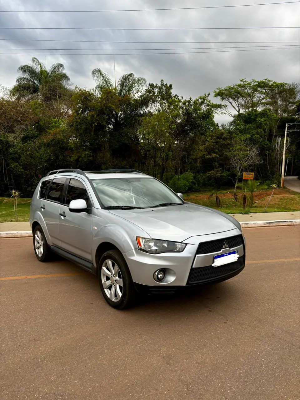 Mitsubishi Outlander 2.0 16V 160CV AUT. 2012