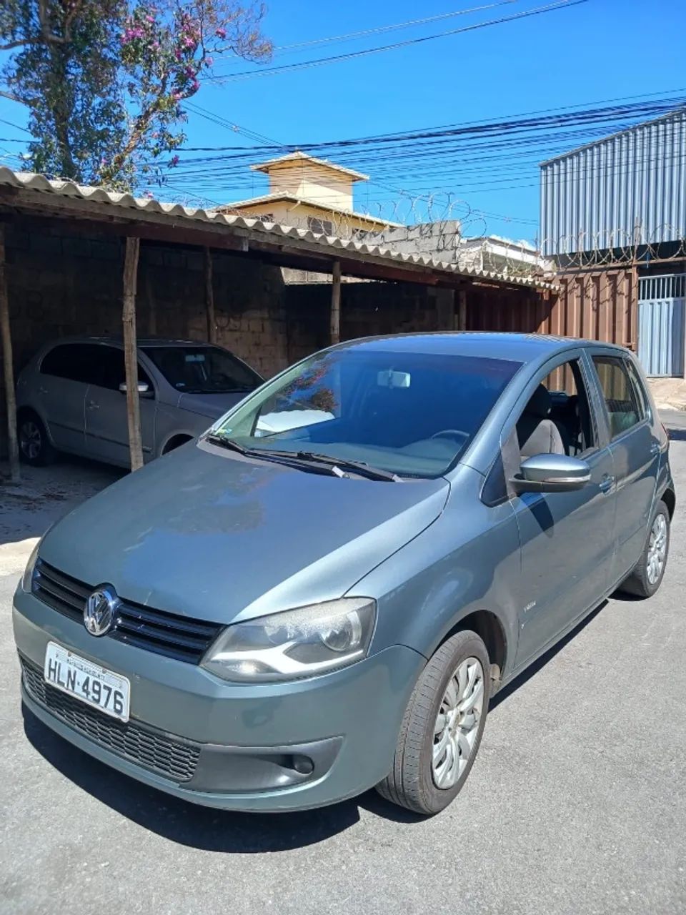 Volkswagen Fox Fox 1.0 Mi Total Flex 8V 3p 2011