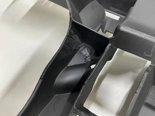 Absorvedor De Impacto Tras Jeep Grand Cherokee 2006/2010 - Peças