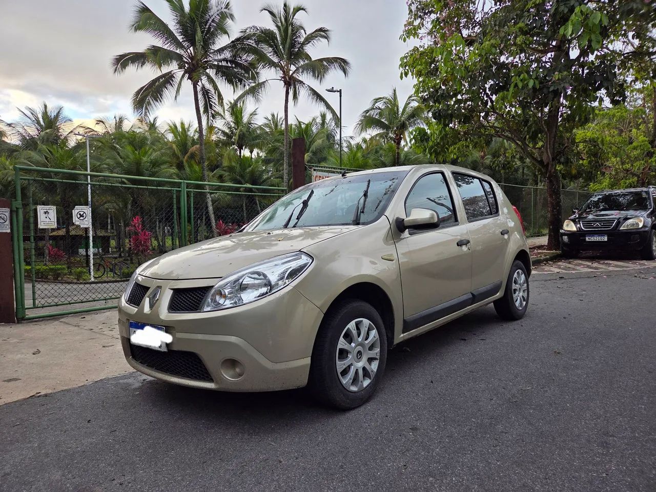 Renault Sandero EXPRESSION HI-FLEX 1.0 16V 5P 2013