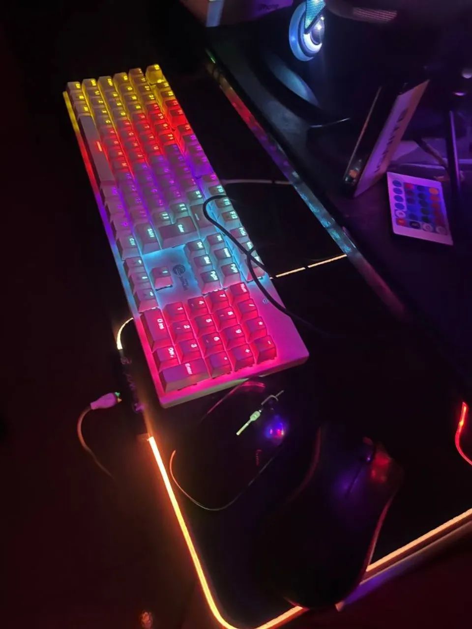 Kit teclado e mouses