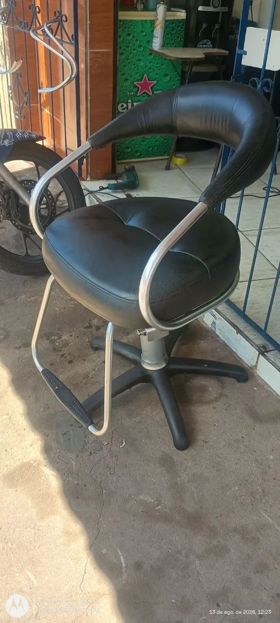 Cadeira para Barbearia ou Salão  - Foto 3