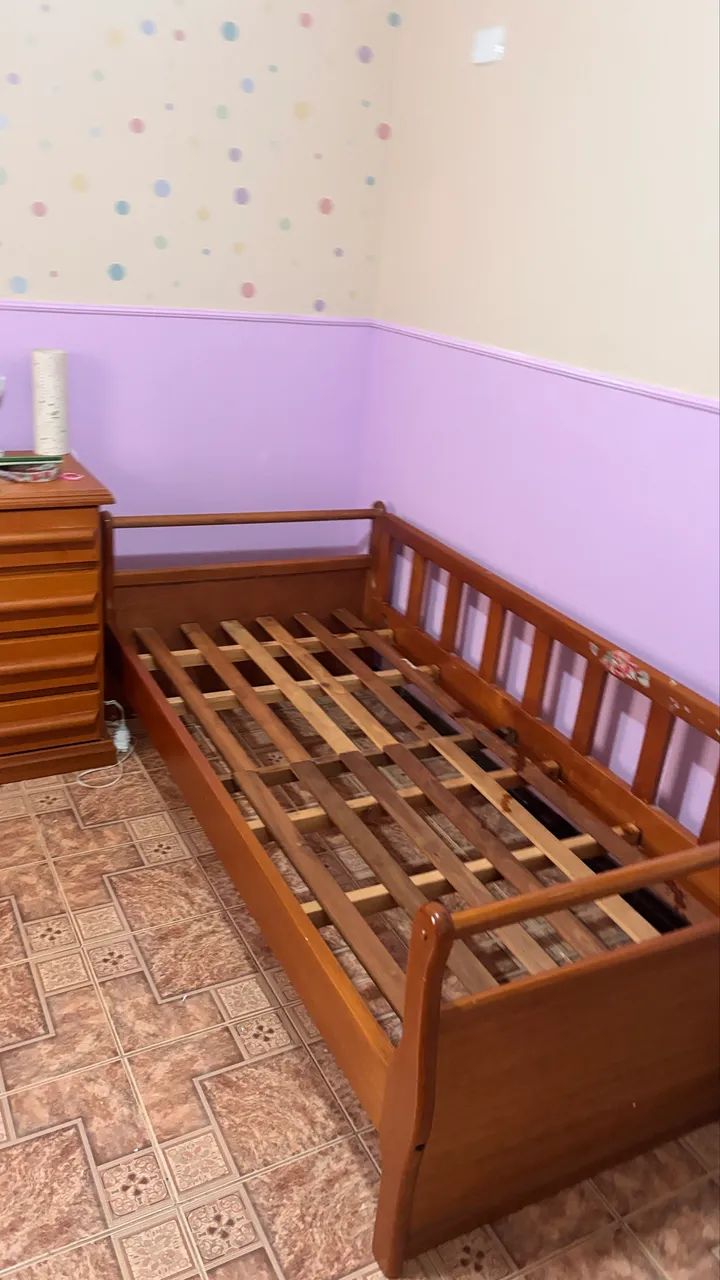 Cama de madeira maciça  - Foto 5
