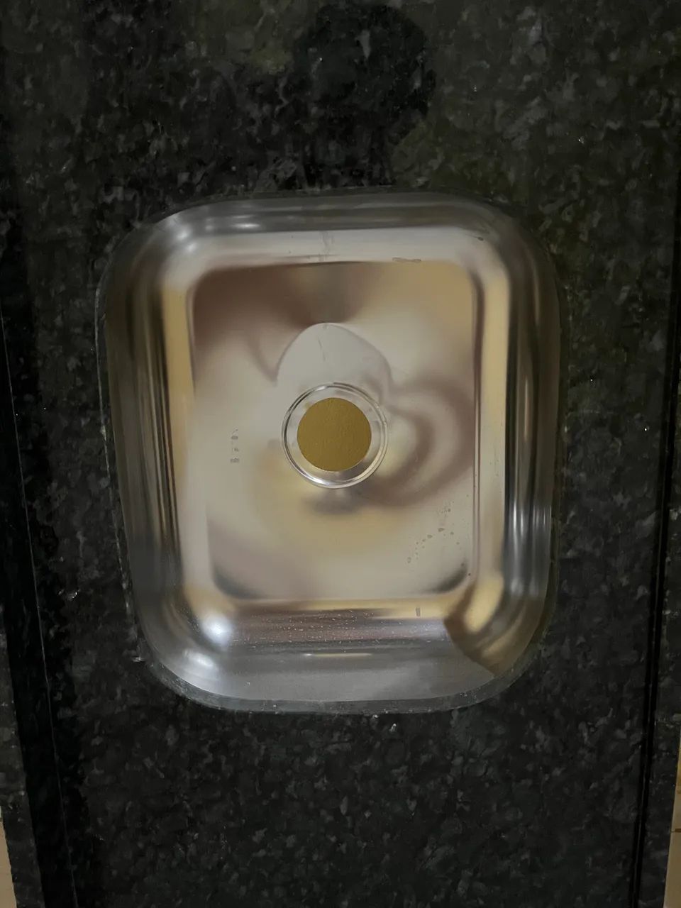 vendo pia granito nova sem marca de uso  - Foto 4