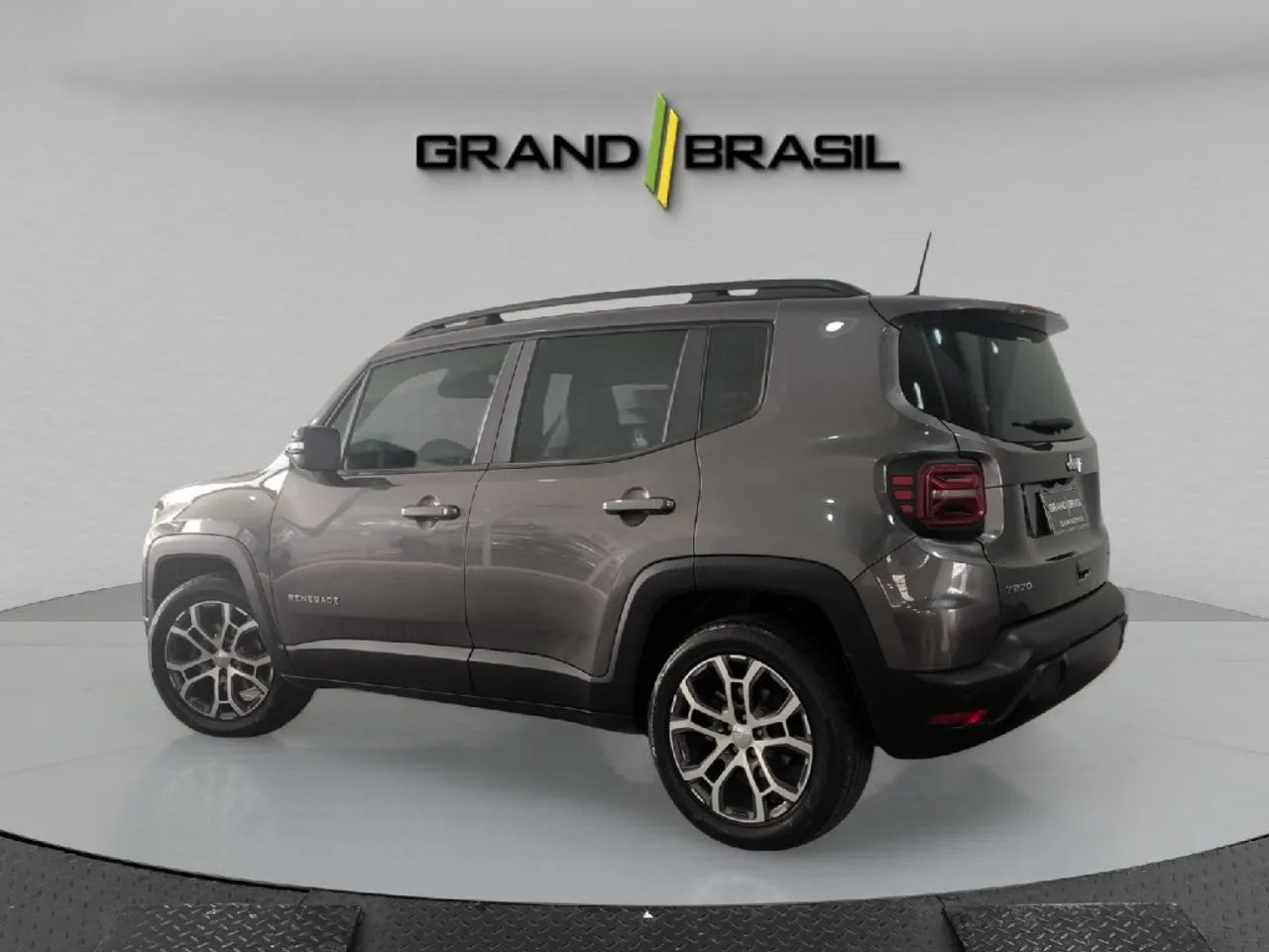 Jeep Renegade Long. T270 1.3 TB 4x2 Flex Aut., foto 5 de 13