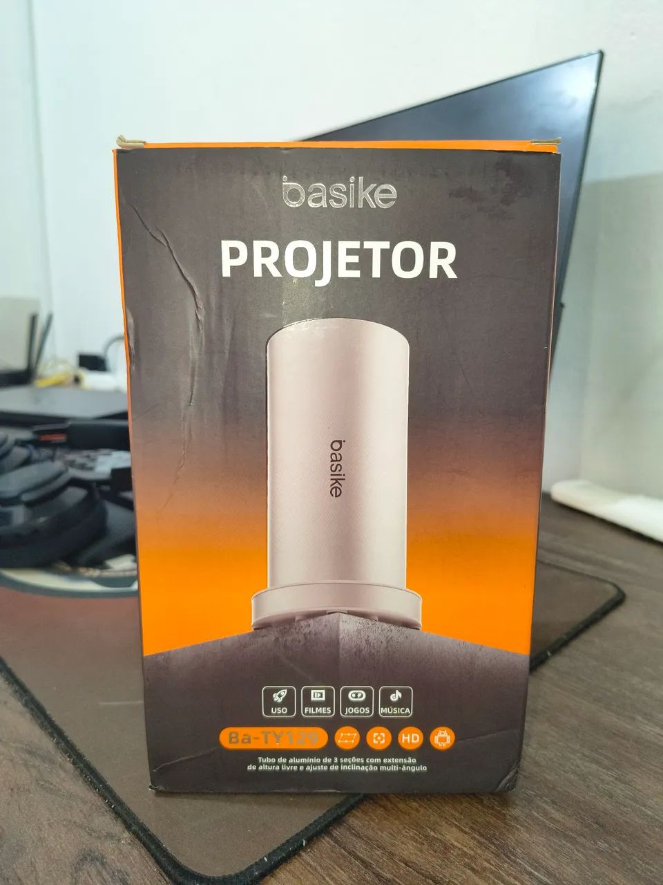 Projetor basike 4k novo - Foto 2