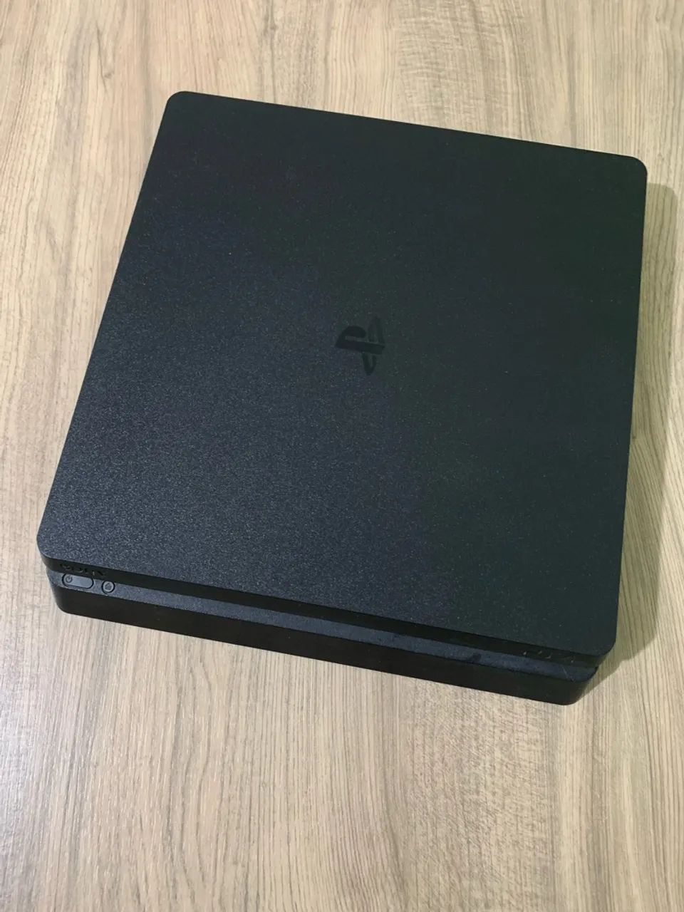 PS4 slim + 4 jogos e 1 controle  - Foto 2